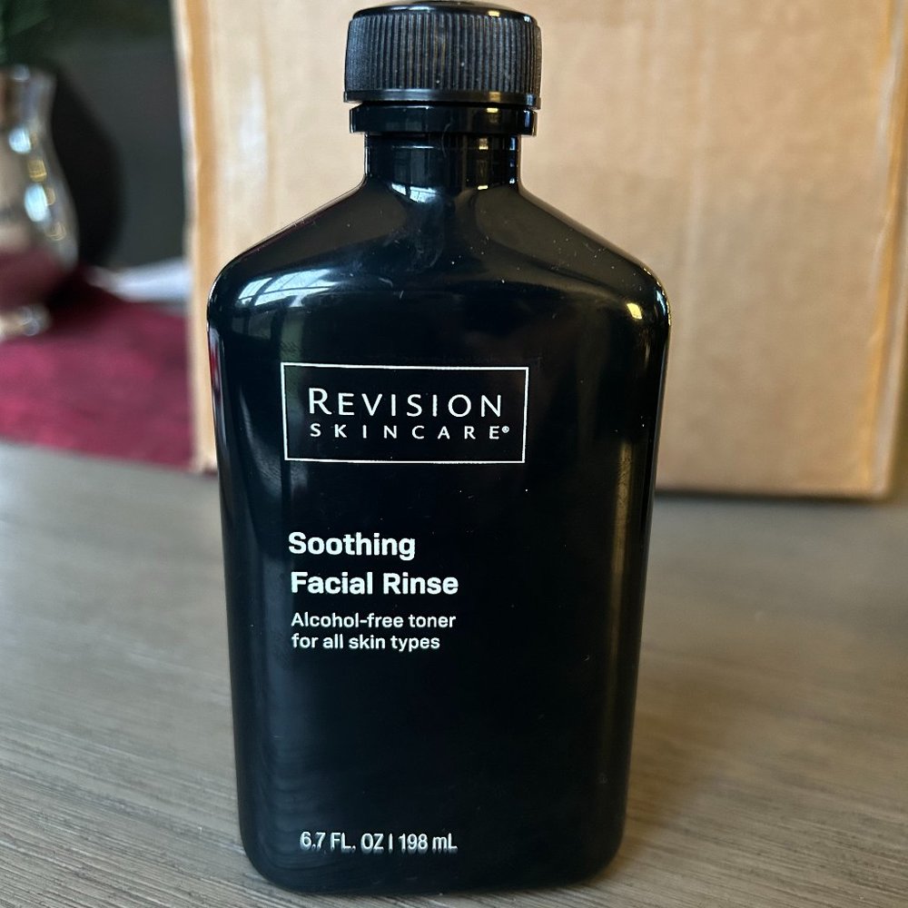 Revision Skincare Soothing Facial Rinse